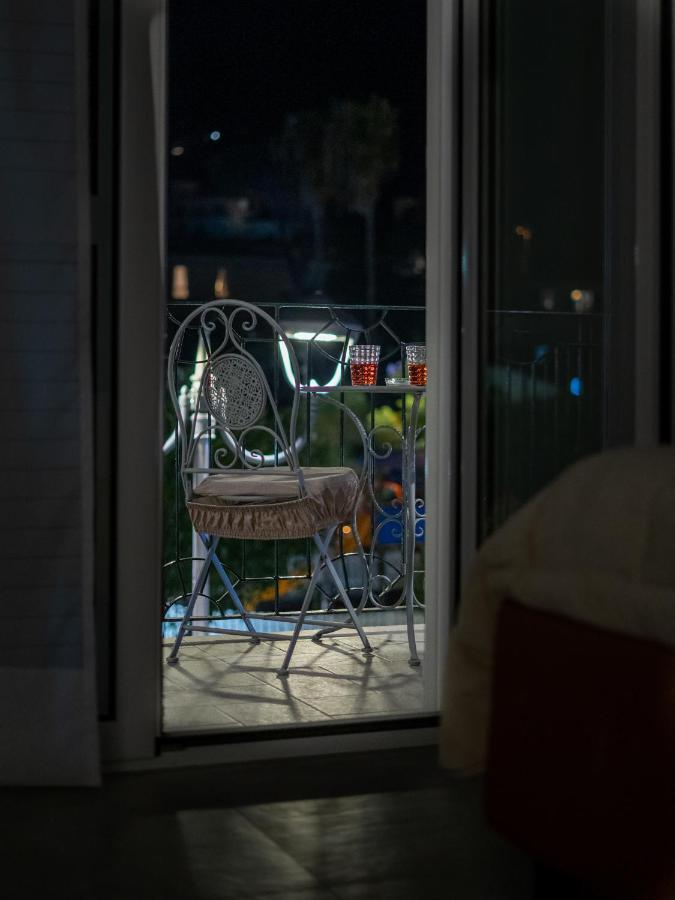 Alloggio Nuovissimo Al Centro E Rilassante Ischia Exterior foto